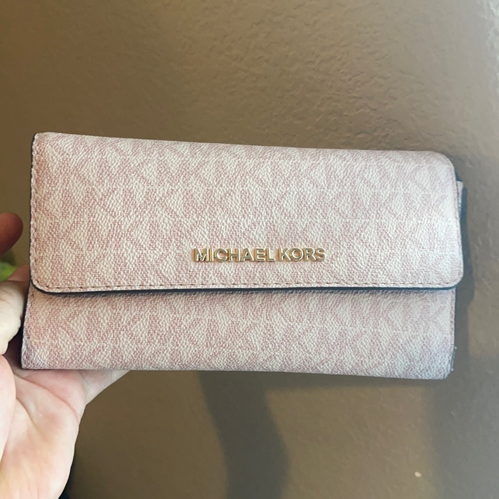 Michael Kors wallet
